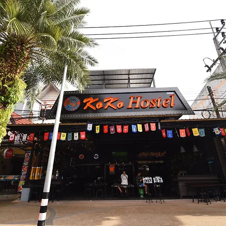Koko Party Hostel 18-40-2